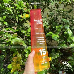 CÚP PHA LÊ NGUYÊN KHỐI THIẾT KẾ HÌNH THANG VÁT - MẪU 9 